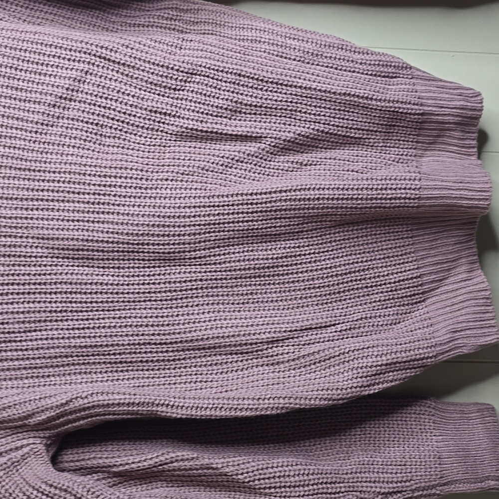 Cultured Cloths Solid Long Sleeve Twist Knit Open Back Sweater Small - Picture 5 of 8